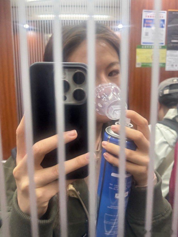李兰迪发喀什古城杀青文配上李兰迪的杀青文，这波直接把期待值拉到最高！李兰迪夏孜杀