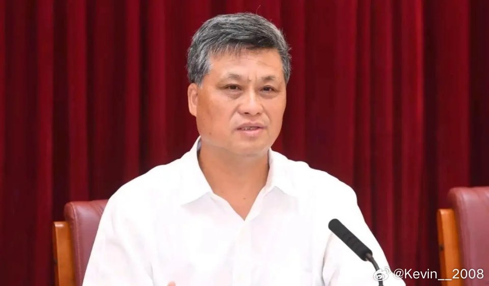 马兴瑞被查，回想到这么多高官腐败落马真的让人想不通，这些高官出门前呼后拥，生活待