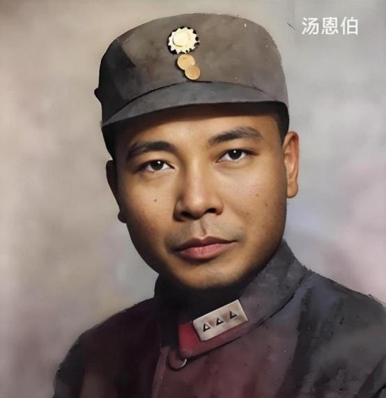 为保河南老家，他违令血战日寇，汤恩伯却密告老蒋：此人必须免职！十年后，武汉城头一