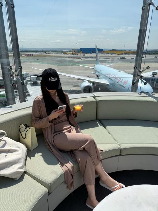 ✈️