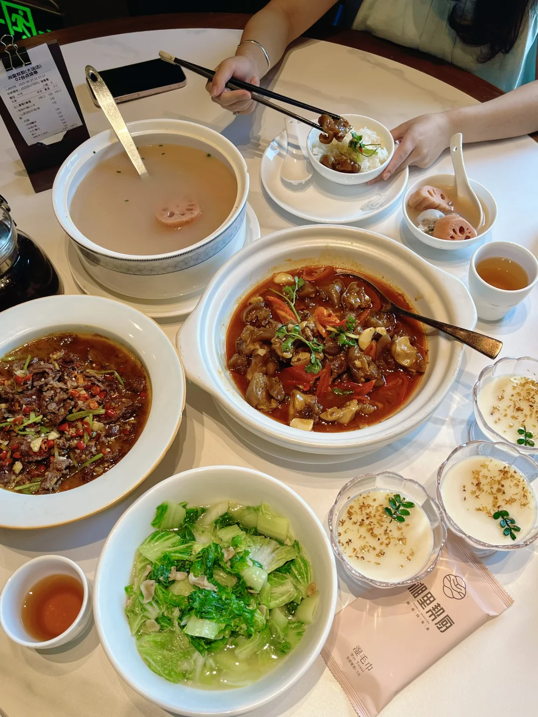 🆘请领导来他们家吃饭被夸了好几天…