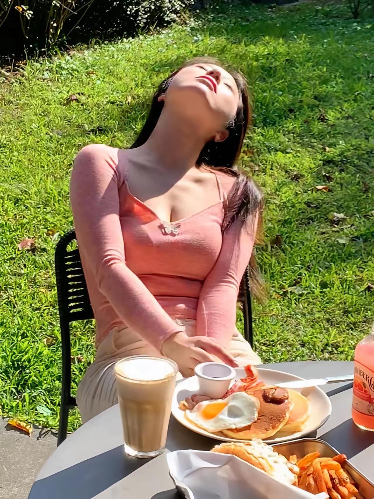 吃个下午茶，晒晒太阳，美美滴睡一觉