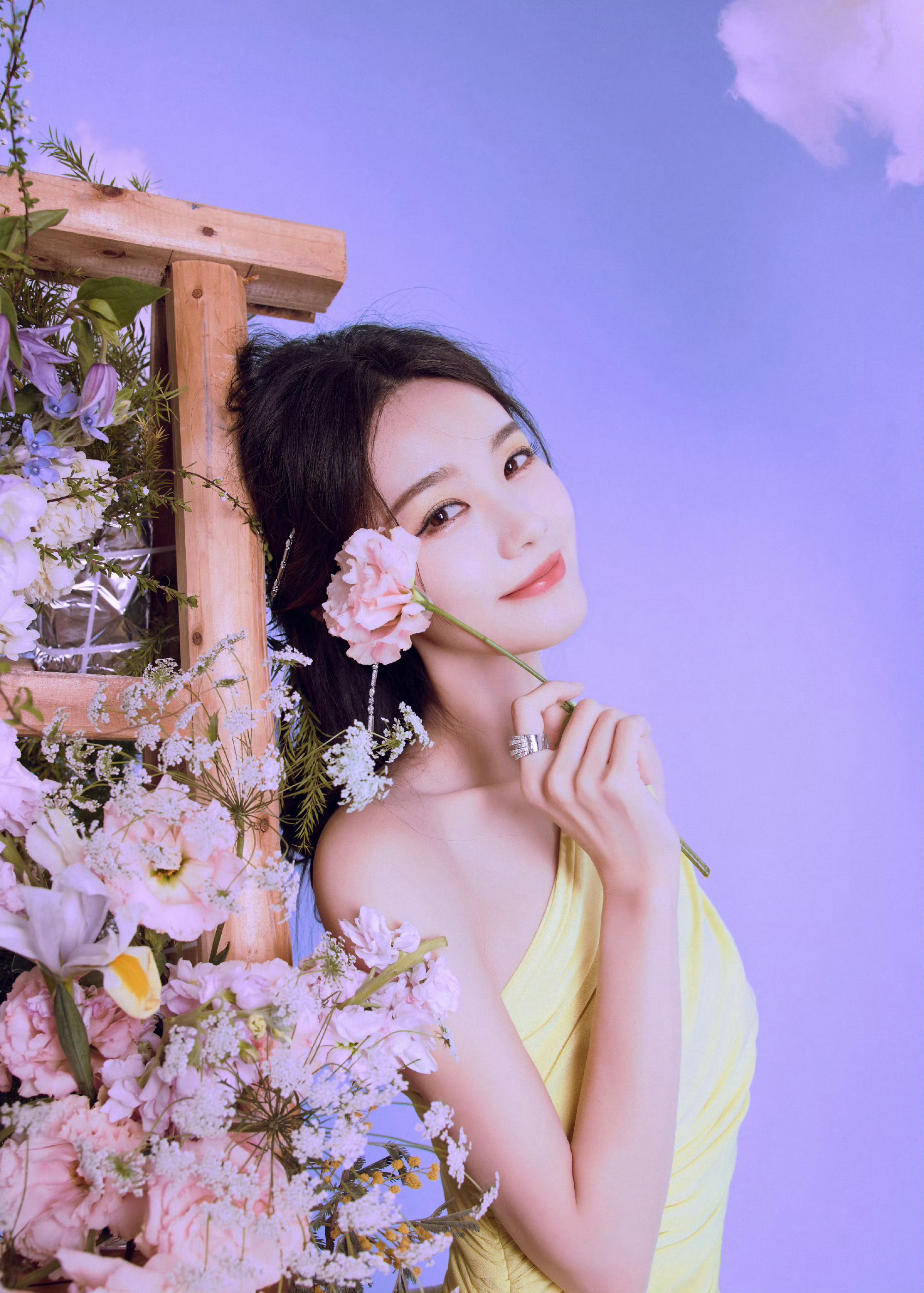 李一桐～～李一桐[超话]李一桐 ​​​