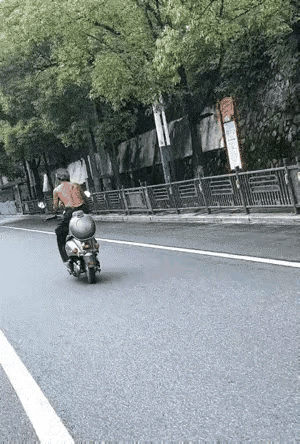 能活到这个年龄也算是个奇迹不？[小鼓掌][小鼓掌][小鼓掌]