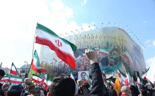 伊朗人才猛然惊醒，真正的死敌，根本不在华盛顿，也不在特拉维夫！而在国内。

伊朗