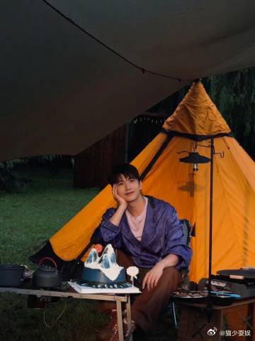 杨洋的live里有life谁被杨洋的 live 图狠狠暴击了！每一张都鲜活到像在