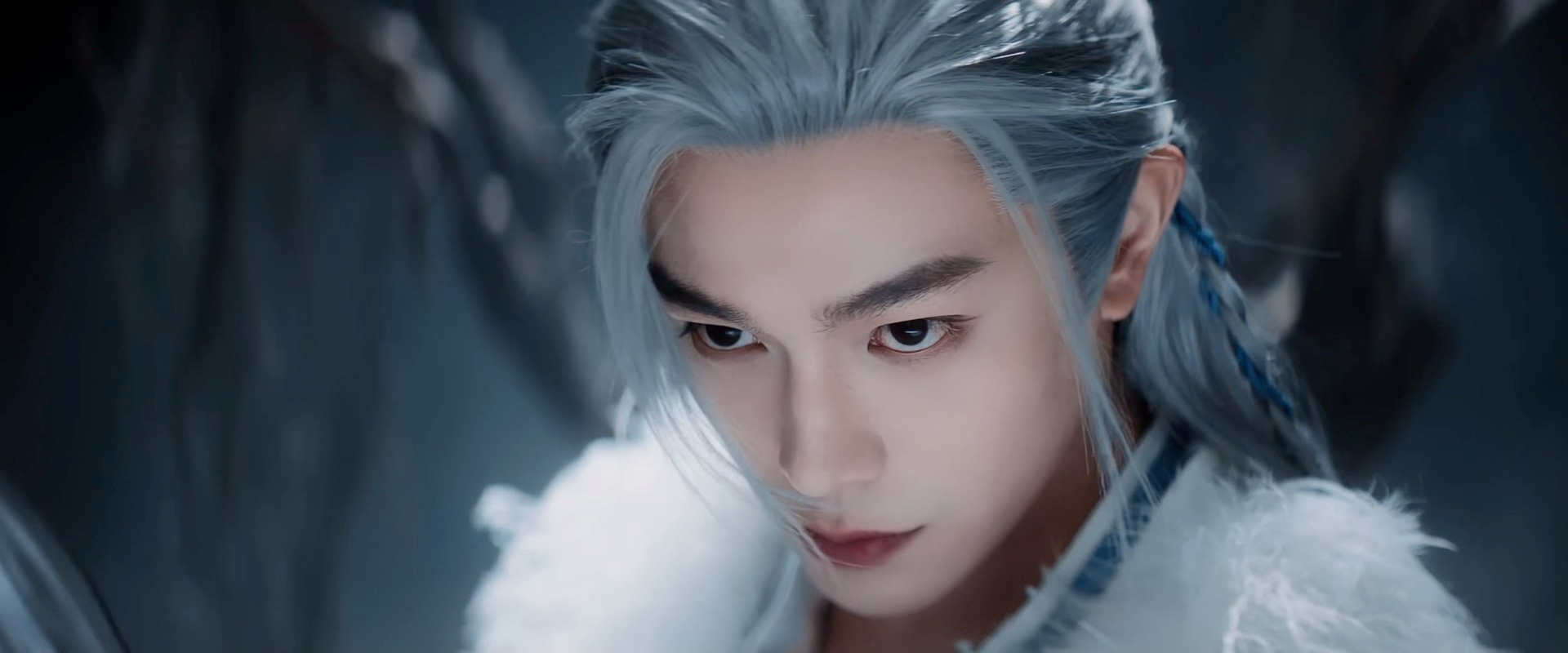 玉溪银发造型，，你美。。🥺🤲🏻 