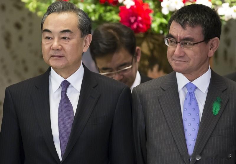 中日关系未来发展的关键在于日方的行动。目前中日关系正处于改善发展的关键时期，大概