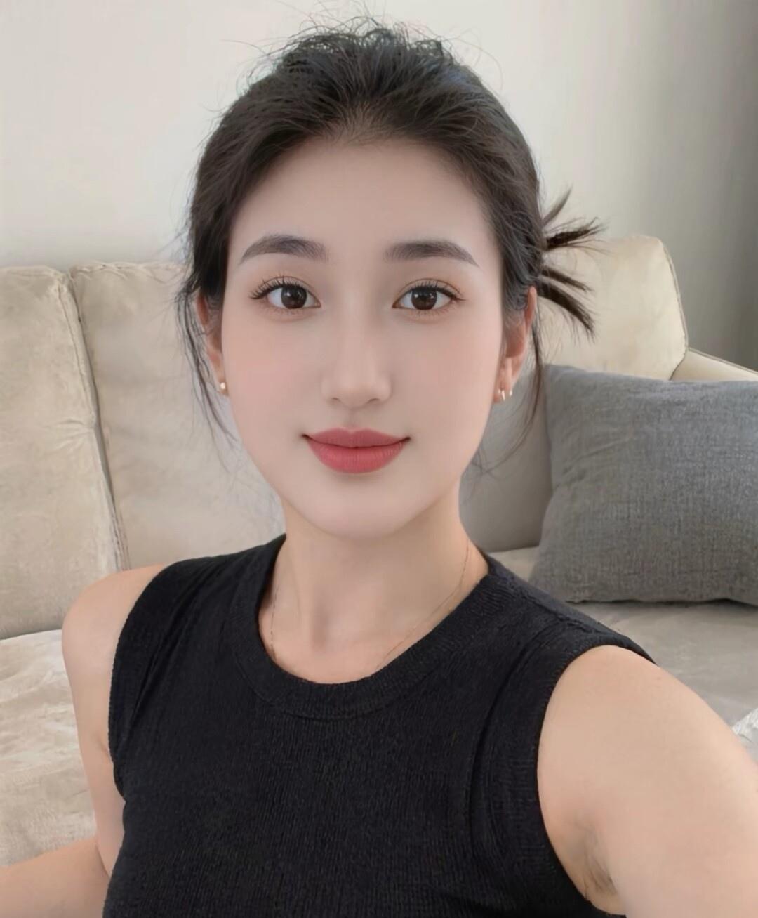 元气满满的一天，从微笑开始！😊✨