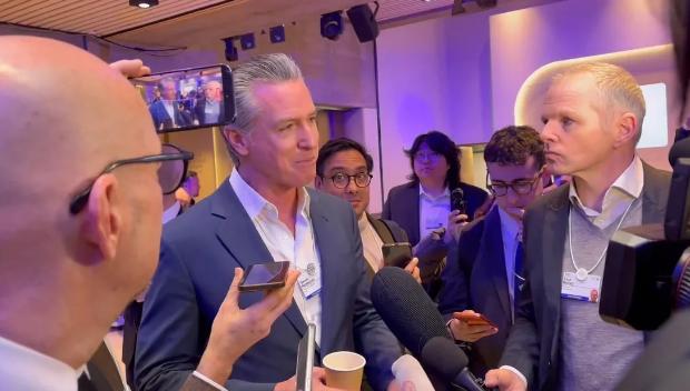 1月20日，加州州长纽森在瑞士抛出了今年最具攻击性的政治隐喻：特朗普就像一头霸王