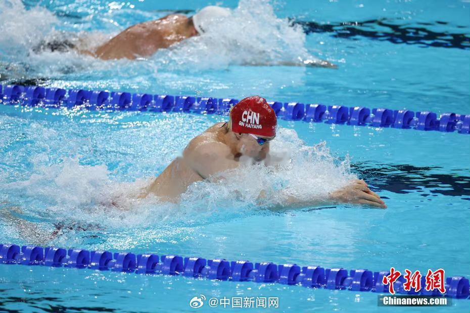 #为什么覃海洋后半程游崩了##全民聊奥运#后半程游崩了，应该是前面用力过猛了[偷