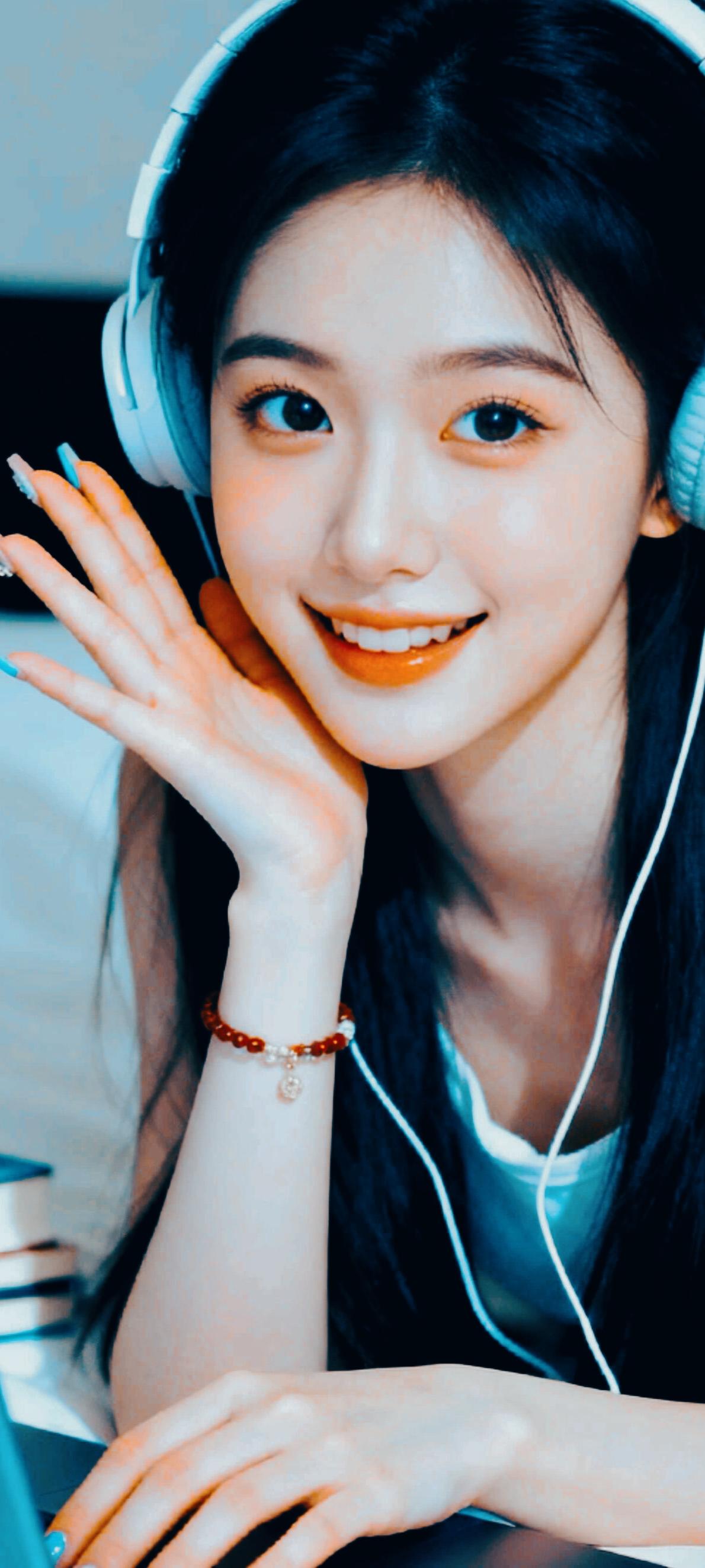 有哪些温暖色系校园风的穿搭摄影∴〈一些小美好∴永远深埋与心∴至死不忘∴〉一[祈祷