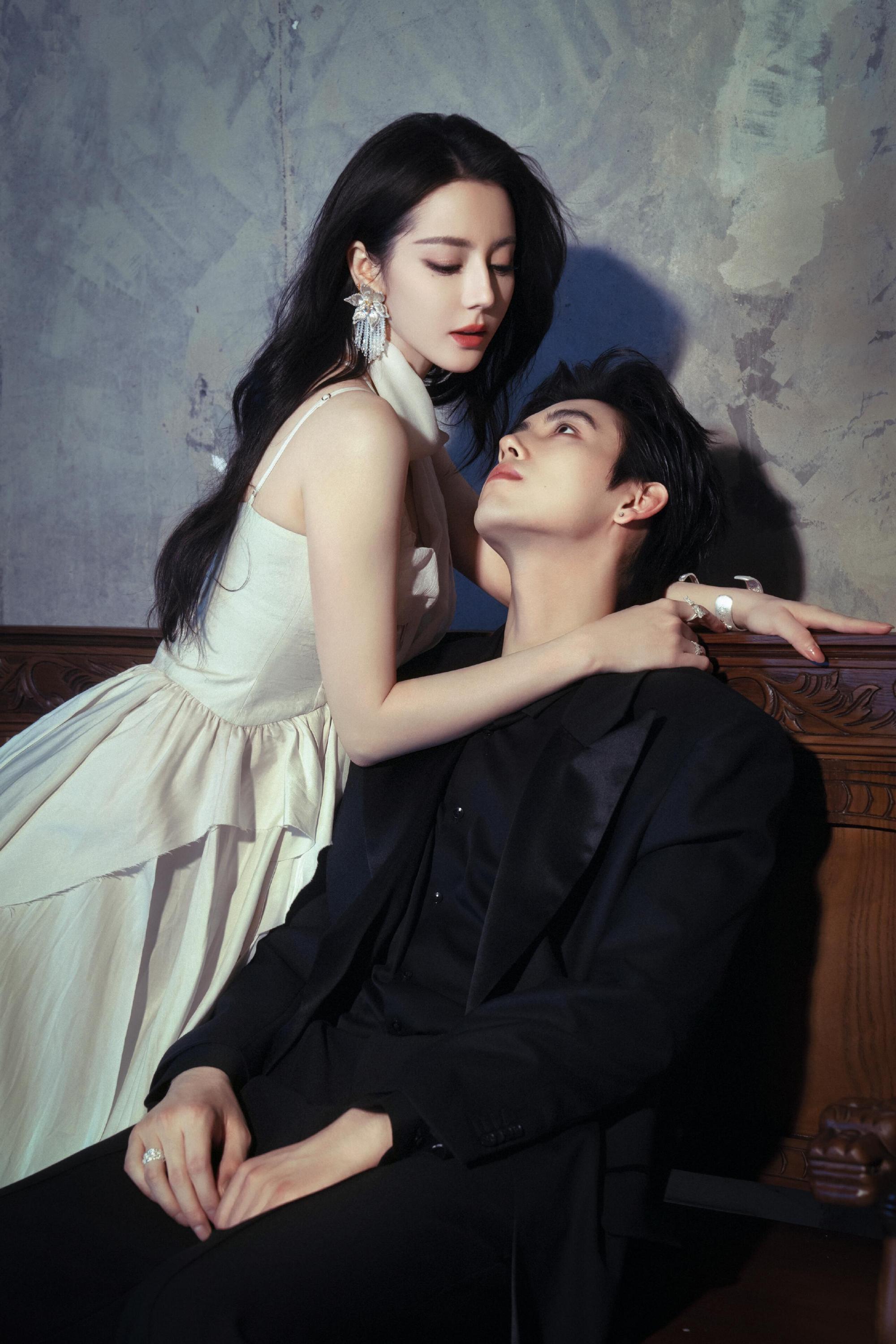 迪丽热巴陈飞宇权威建模，思胥万千这个权威建模cp太甜了