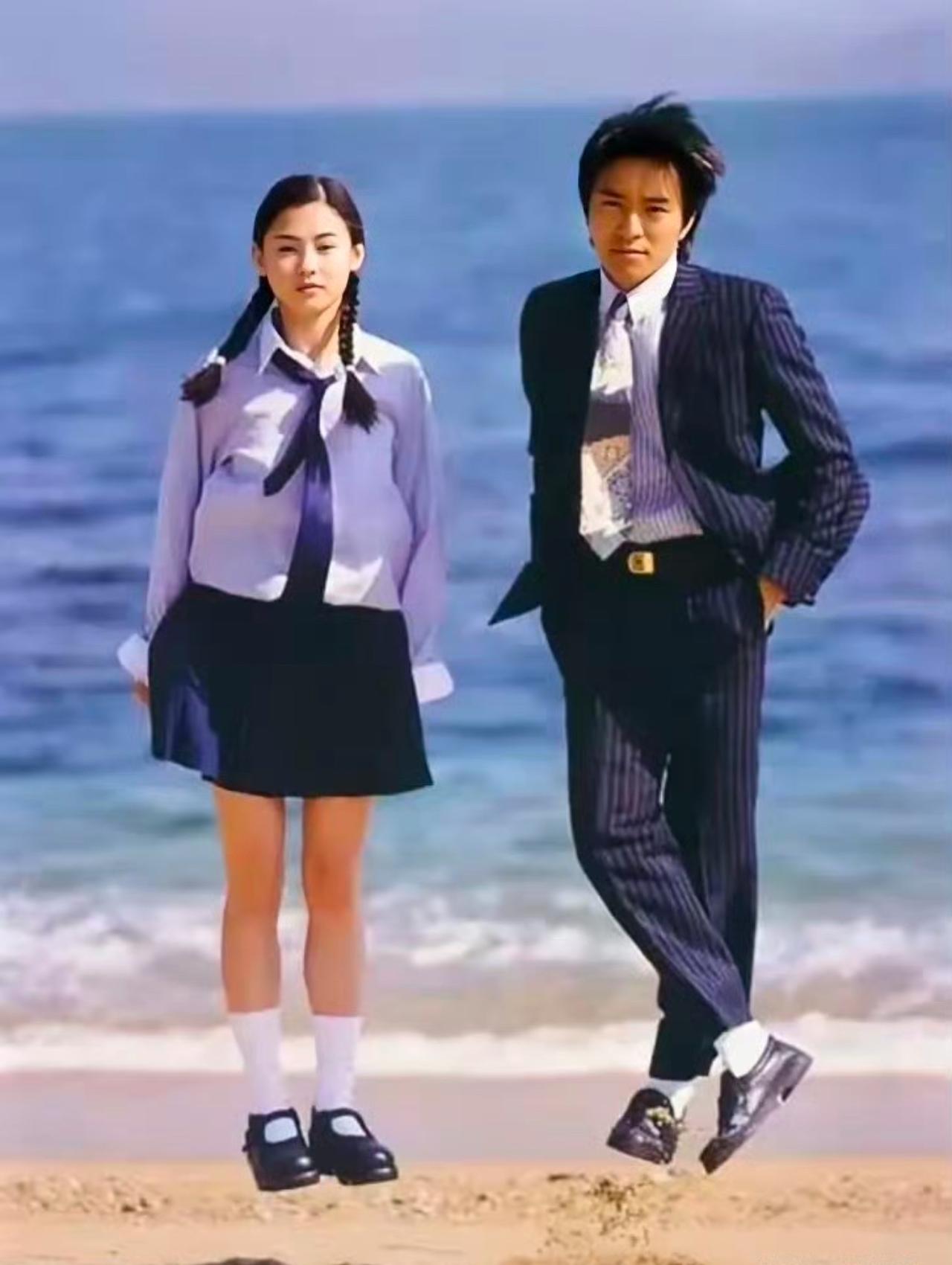 不愧是星爷的白月光，当时的谢霆锋还是个毛头小子！周星驰