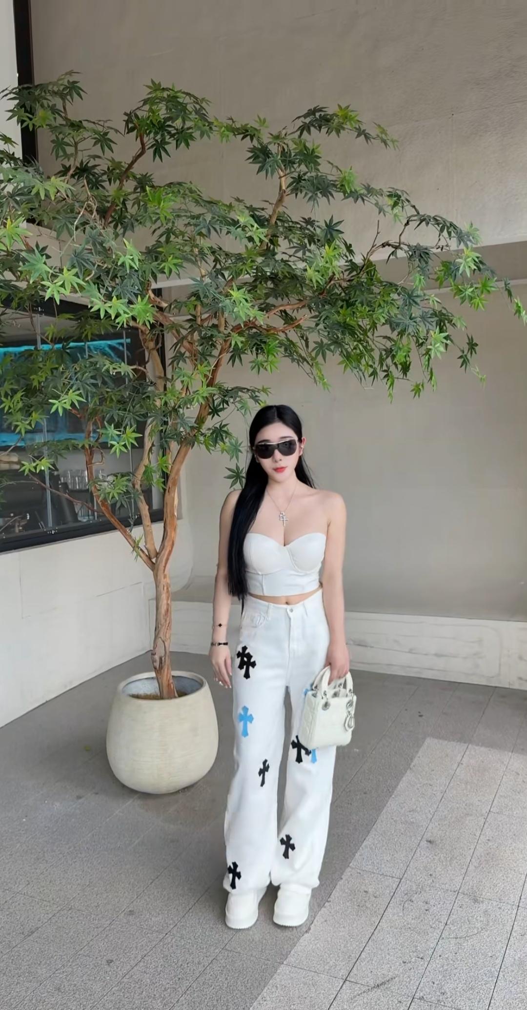 树是假的，但我是真的……