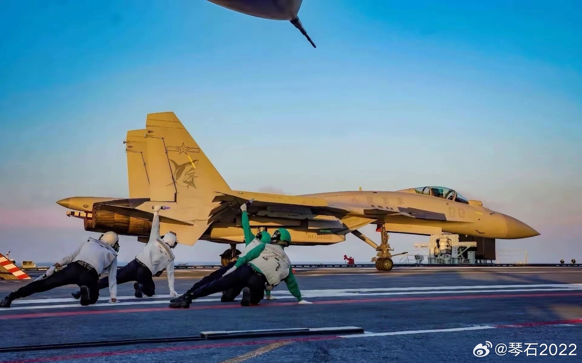 最强单座重战！中国海军舰载机中国海军力量烽火问鼎计划