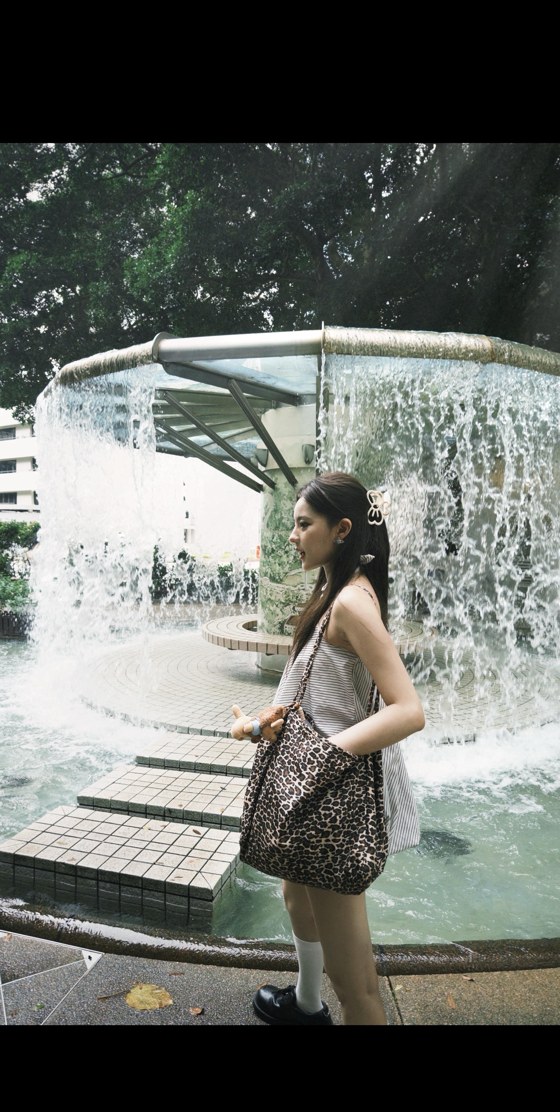 人和人的缘分 不是一场不出门就能避开的雨