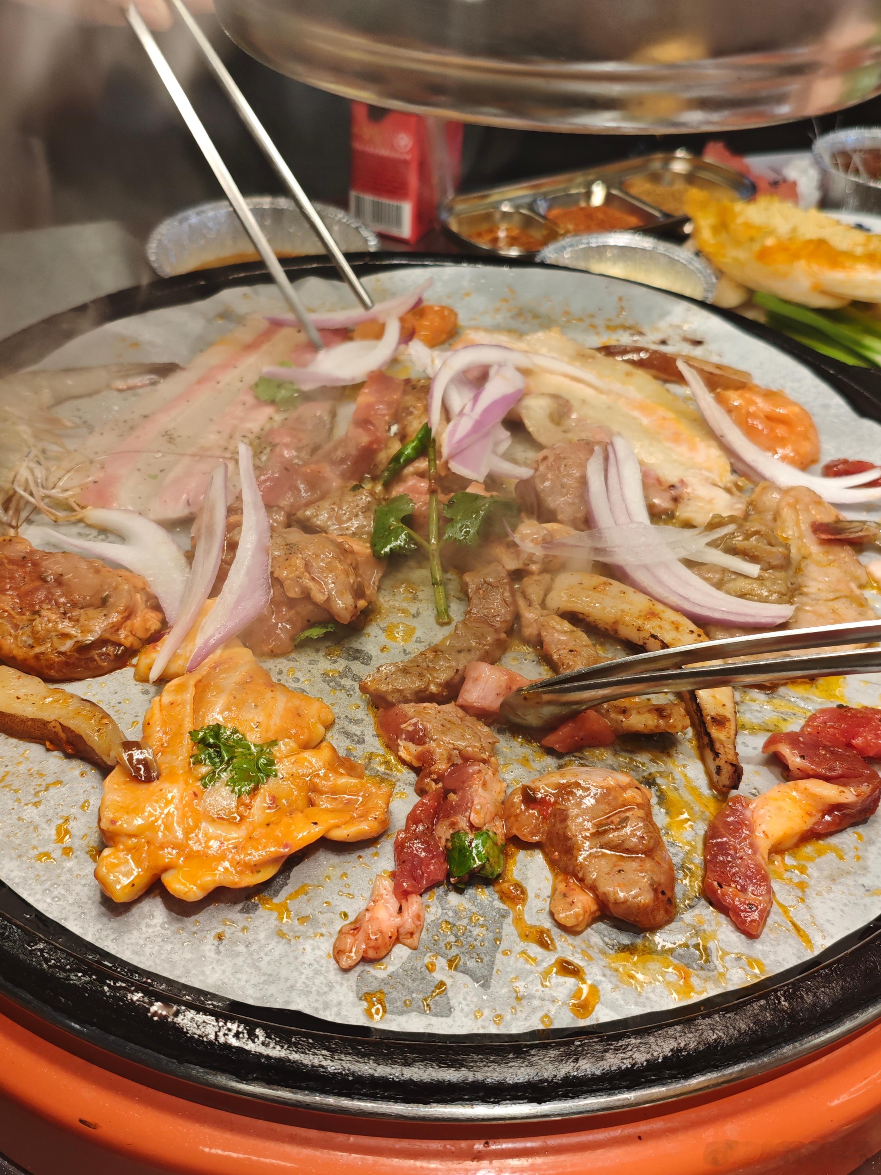 来吃烤肉了[期待] ​​​