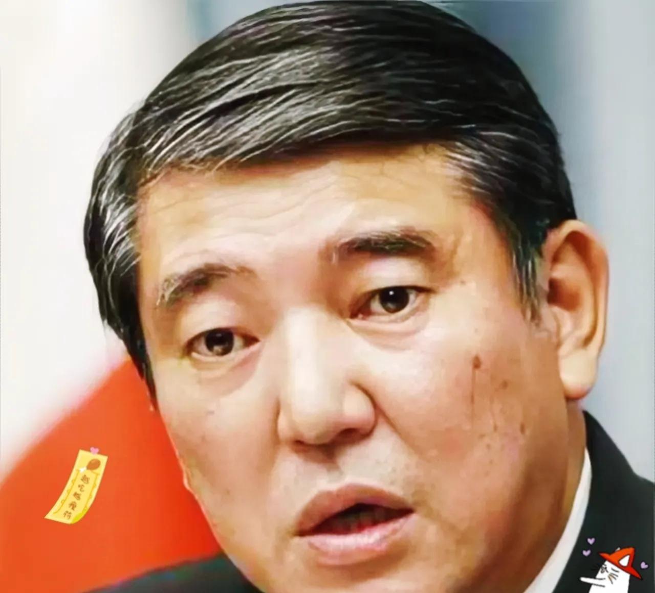 快讯！快讯！
 
日本前防卫大臣石破茂突然警告称，日本别再幻想打仗。
 
电视镜