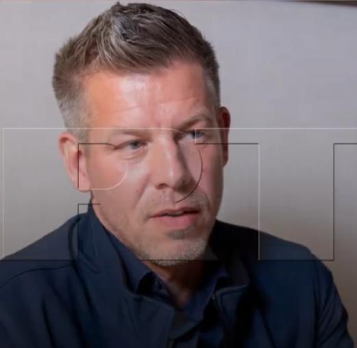 又想依赖俄罗斯的能源，又想靠北约？刚把执政16年的欧尔班赶下台，喊着要回归欧盟怀