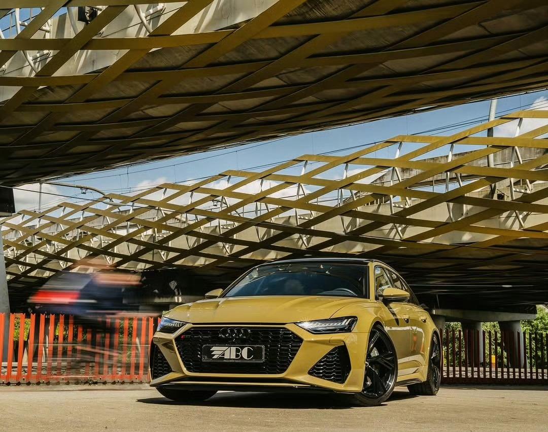 奥迪 RS6 AvantYYDS ​​​