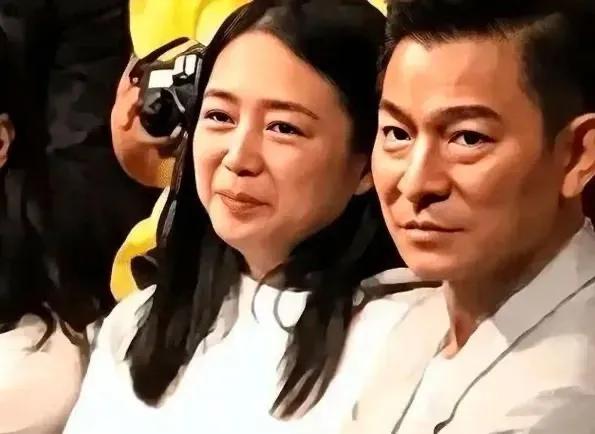 王晶称做刘德华太太很辛苦

在近期节目中，导演王晶谈及刘德华的感情生活，直言“做