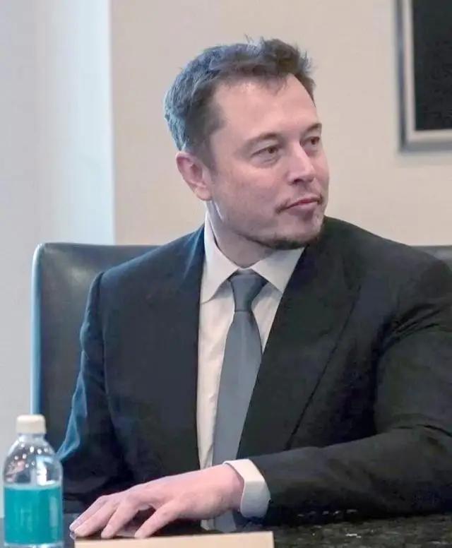 关于台湾问题，马斯克说过一段相当大胆的话：他判断，在“不太遥远的未来”，中国在西