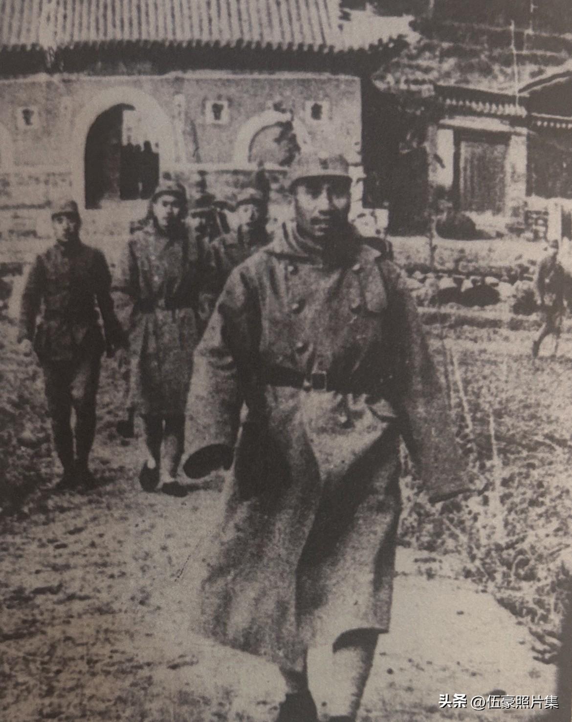 1937年11月太原失守后，华北地区的正面战场作战基本结束，中国共产党领导的敌后