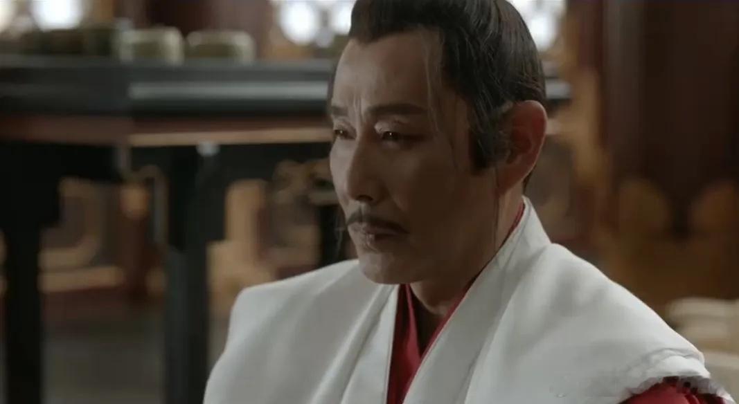 #庆余年2#陈道明出道以来最想删掉的片段来自《庆余年2》的预告。陈道明饰演的“朕