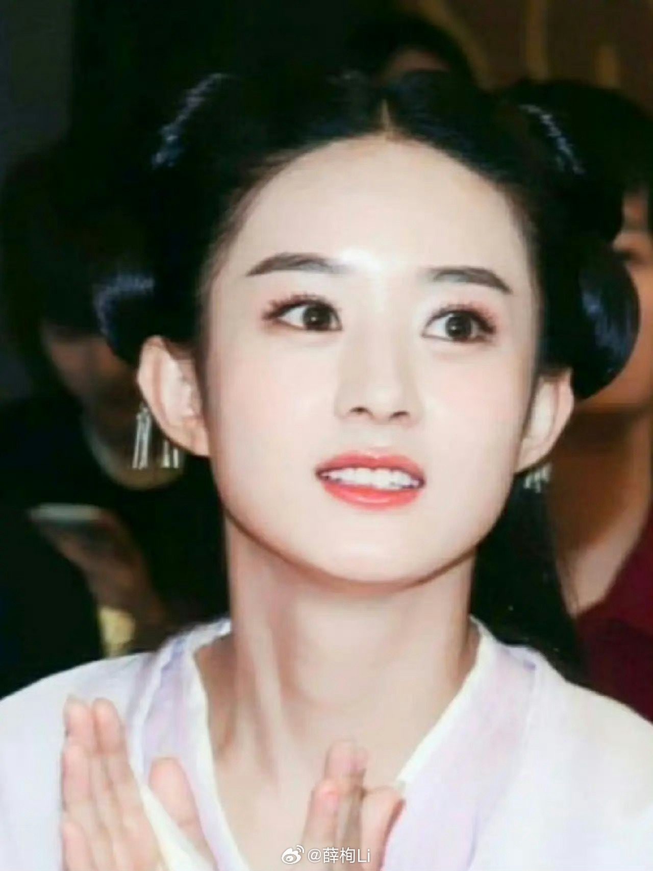 赵丽颖赵丽颖乔妍赵丽颖 电影乔妍的心事“你在台上走，我在台下追，你若看我一眼，我