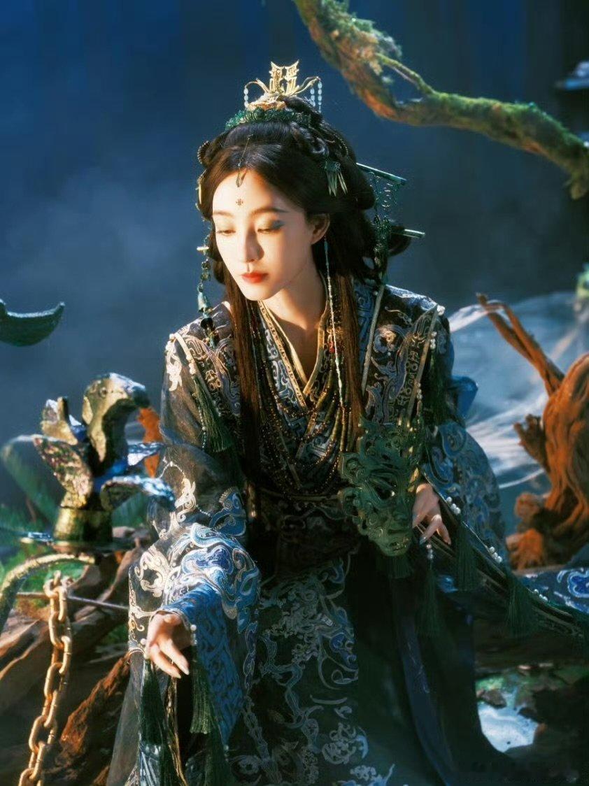 我那古装界的白月光杀回来了 当年一人分饰四角惊艳全网，如今回归依旧美到窒息 