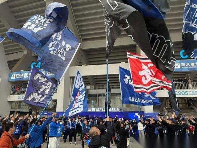 2026赛季中超首轮焦点战，武汉三镇在主场0比2输给了北京国安。带着“-5分”开