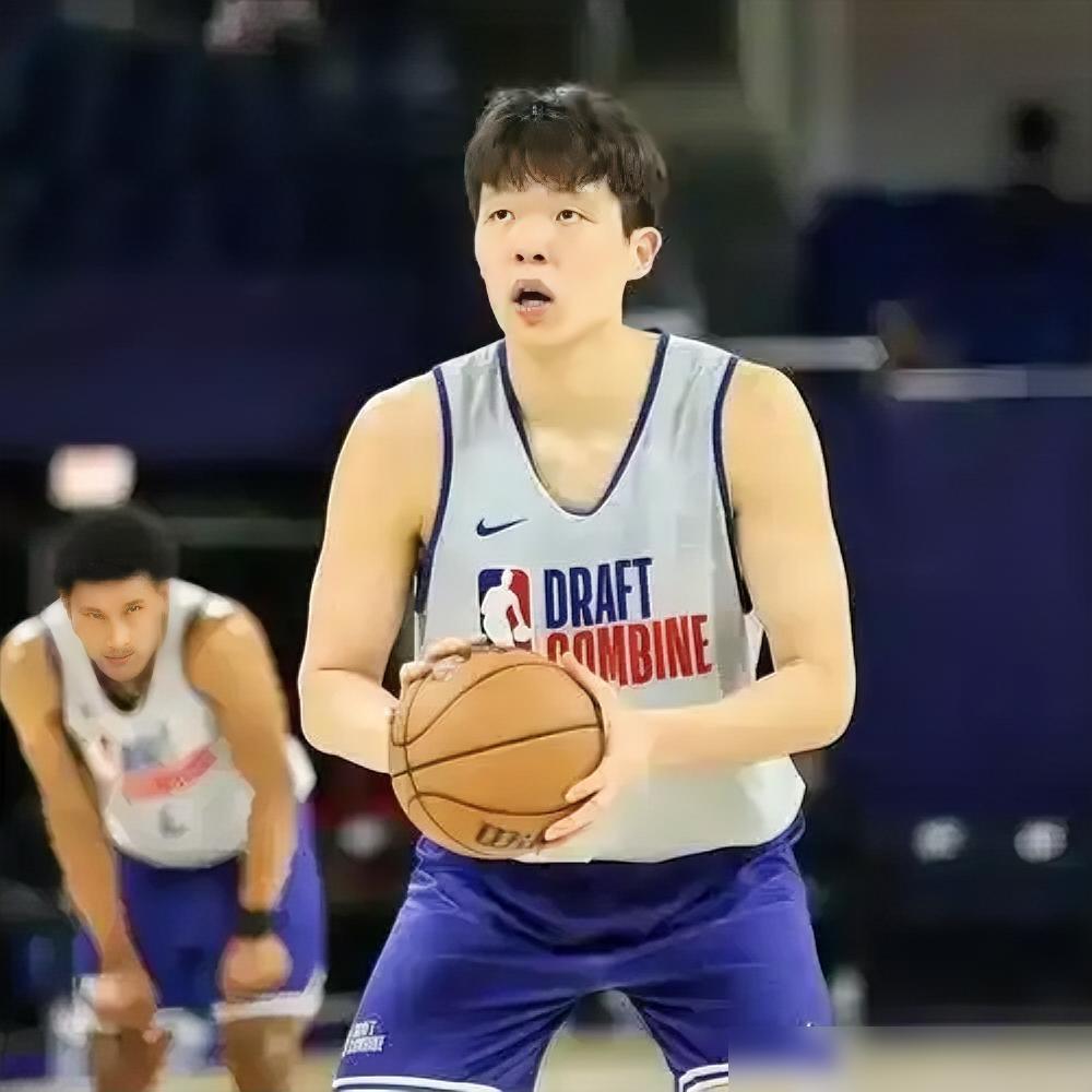 我有种强烈的预感杨瀚森已经坐稳开拓者首发了，原因很简单，不是因为克林根不厉害，而