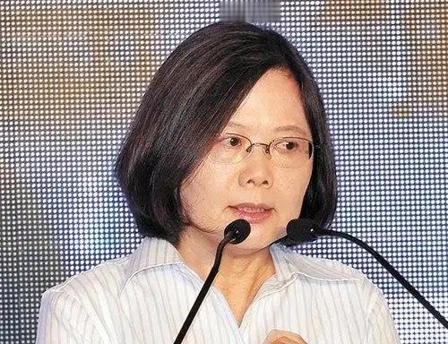 蔡英文跑去意大利钻参议院搞分裂？借峰会勾结外国政客刷存在感！妄图制造“两国”假象