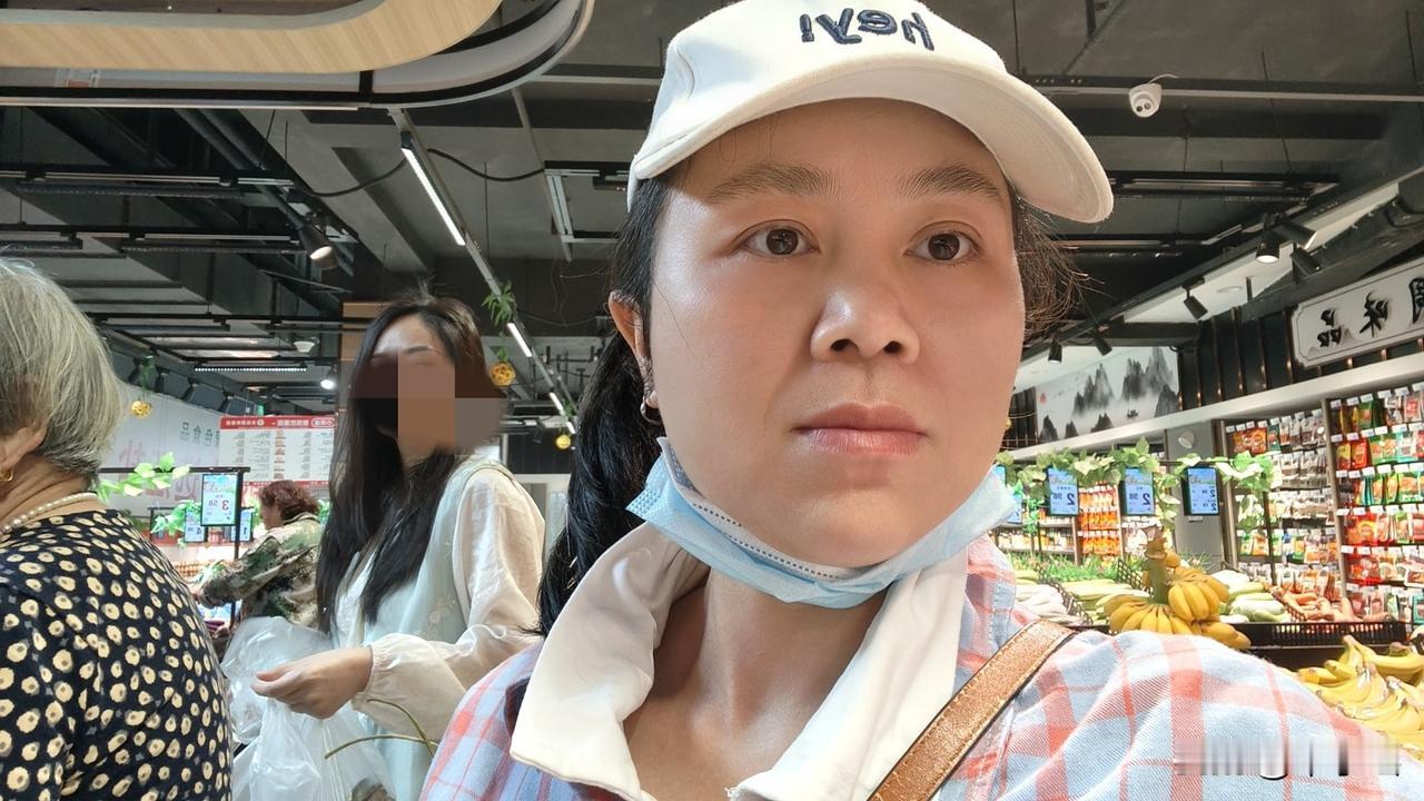 38岁确诊宫颈癌，做了子宫和卵巢双切除，又做了根治性放化疗，康复两年，40岁的我