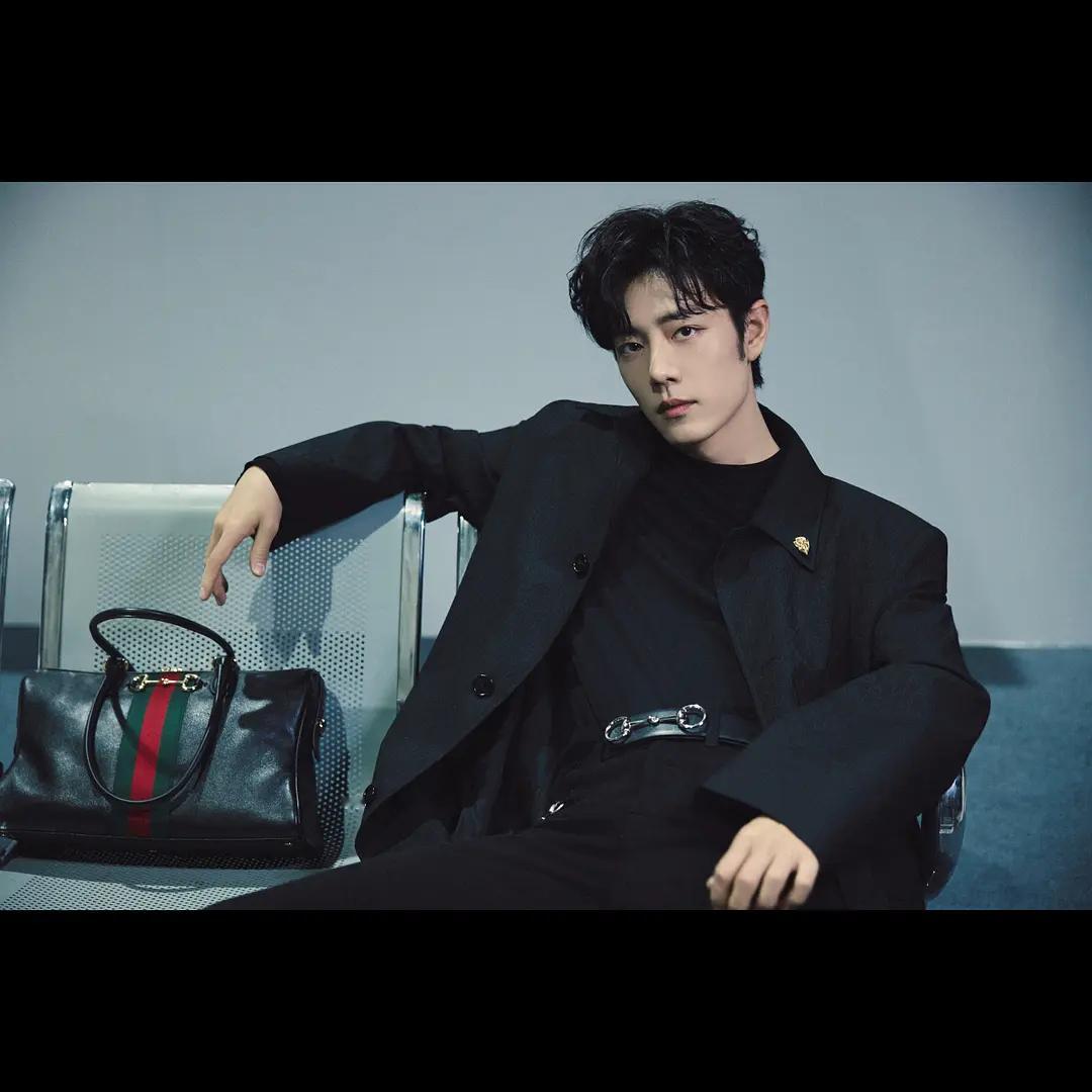 肖战Gucci出图了！出发🛫米兰时装周 