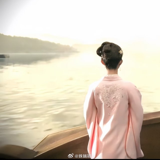 淡淡的就会顺顺的 