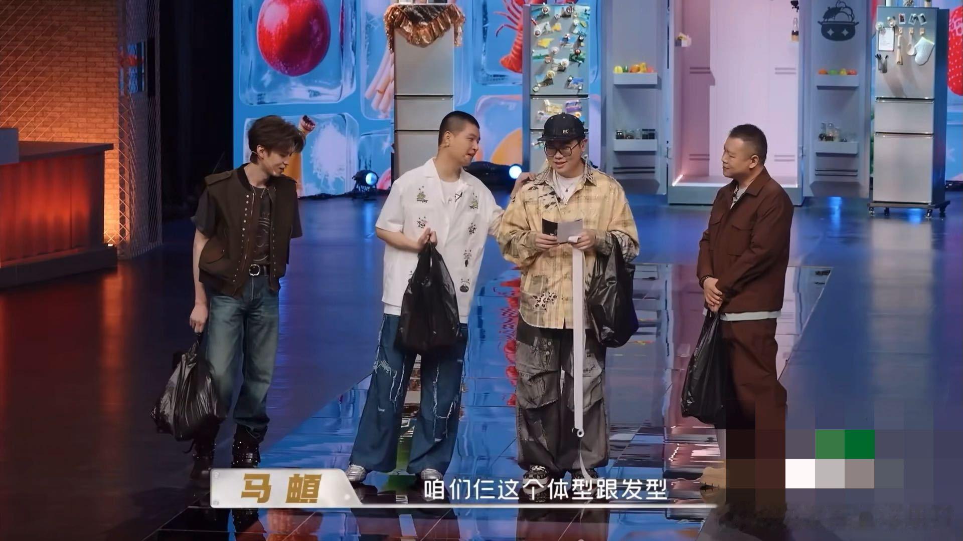 何浩楠输在了发型何浩楠因发型和体型被孤立天才厨人何浩楠被孤立的原因竟然是发型和体