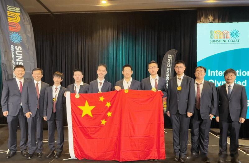 2026年第67届IMO由上海中学接棒36年后主场回到中国然后拿牌的“ 含华率 