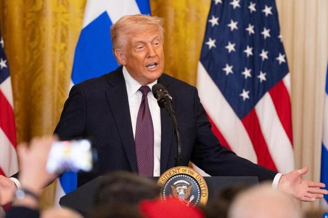 要说到狠话，这两位都是高手！
一个是反复发出最后通牒。一个是，坚决不妥协，你们来