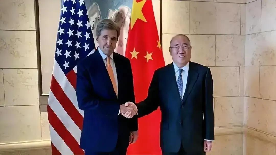 加拿大的森林大火还在烧，美国却要求中国保护森林。

美国总统拜登的气候问题特使克