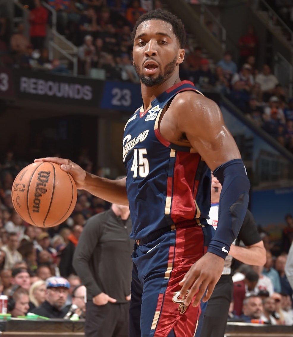 骑士仍计划围绕米切尔建队，他们相信米球能带领骑士夺冠。能吗？NBA