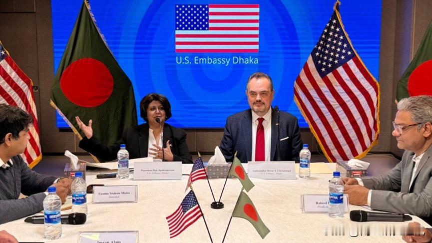 孟《每日星报》、中国驻孟加拉国大使馆1月21日报道，美驻孟大使布伦特·克里斯滕森