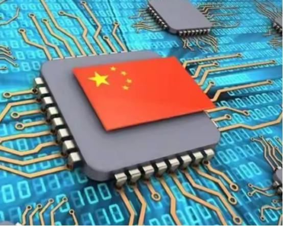 重大突破，中国芯片终于初见曙光！
 
在芯片制造这个全球科技竞争的“修罗场”里，