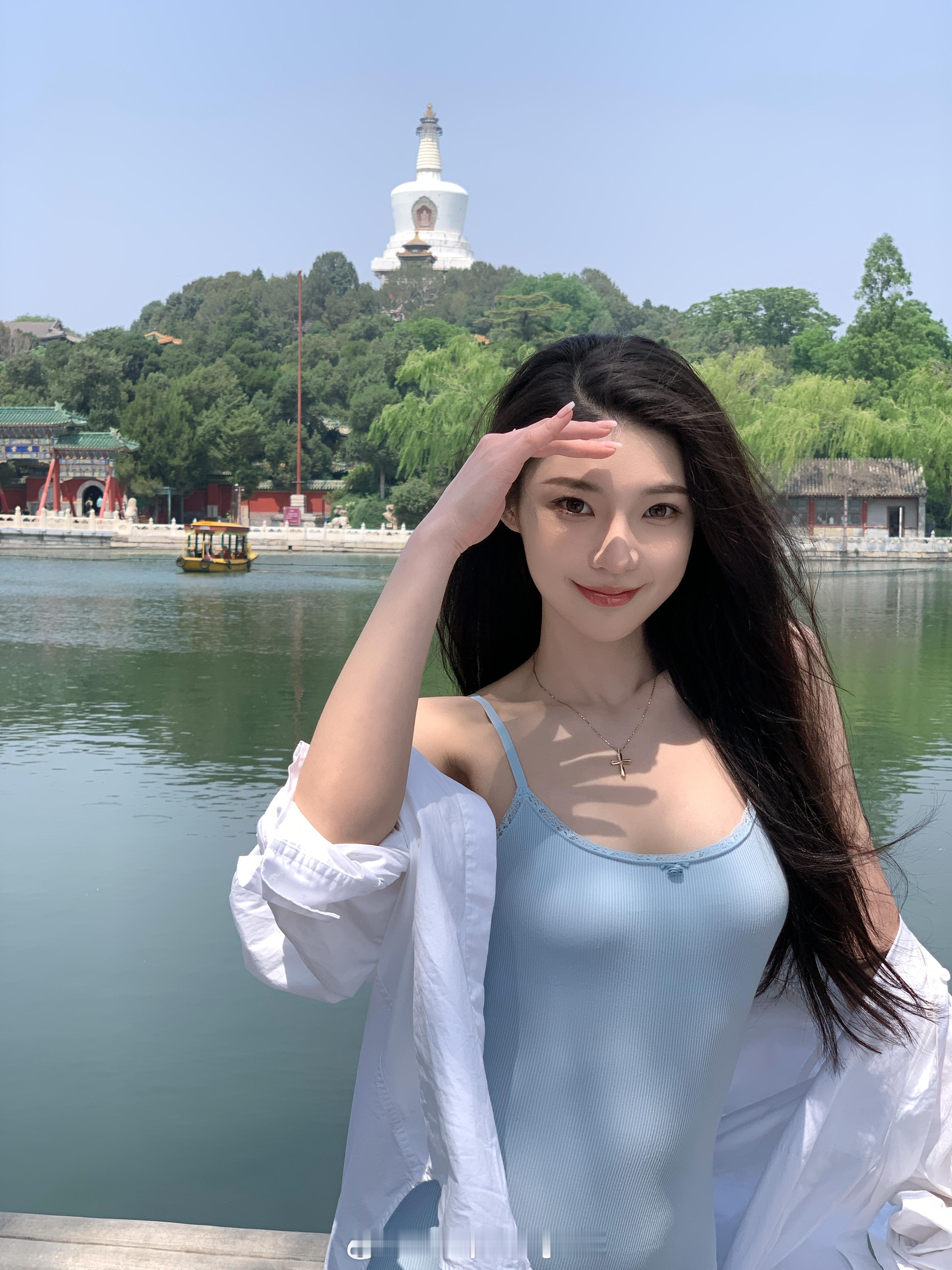 清个库存～～18张都放不下！！5月初的北京我真的很喜欢 温度阳光刚刚好～比我之前