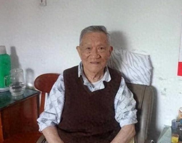 周总理唯一的“儿子”，却隐瞒真实身份40多年，直到总理去世后才被人知晓，更不可思