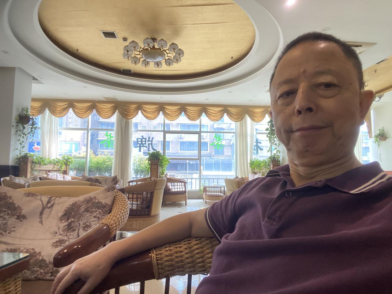 蒲子敏关于社会对教师群体评价的理性思考

网络上有一种评价，认为教师群体是社会阅