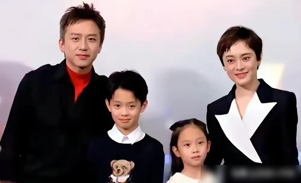 何润东当众为孙俪唱歌，她扭头就走；送上定制项链，原封不动退回。你以为孙俪太狠？不