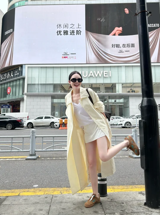 是风衣的季节