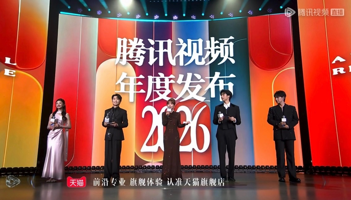 身形也很漂亮很挺拔一颗小白杨🤲🏻 